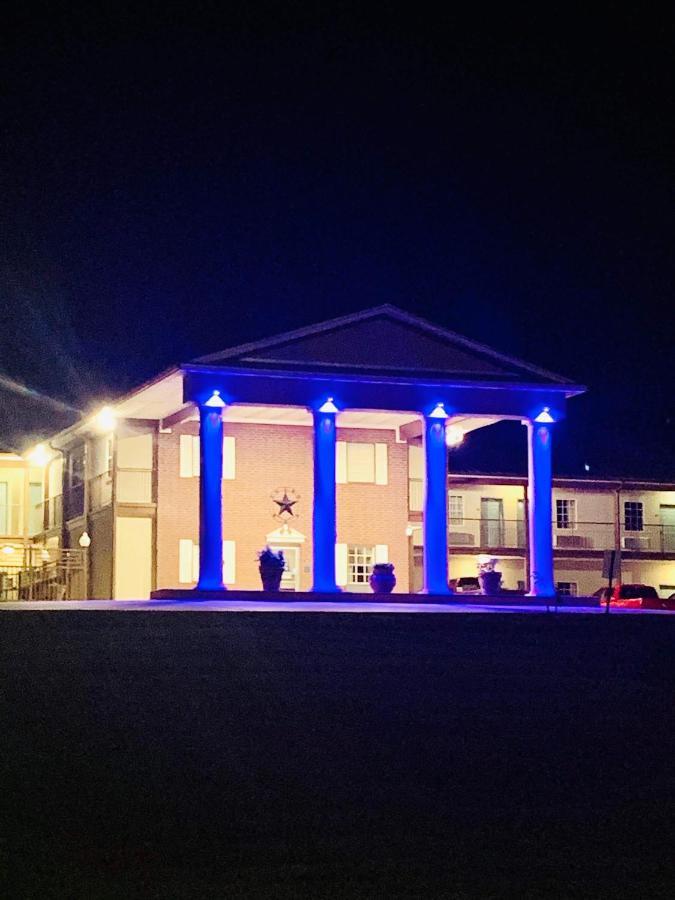 Rusk Weston Inn & Suites المظهر الخارجي الصورة