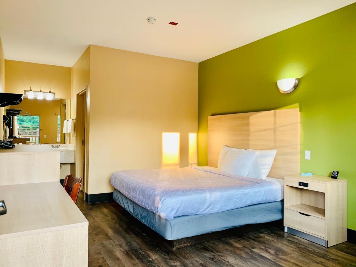 Rusk Weston Inn & Suites المظهر الخارجي الصورة