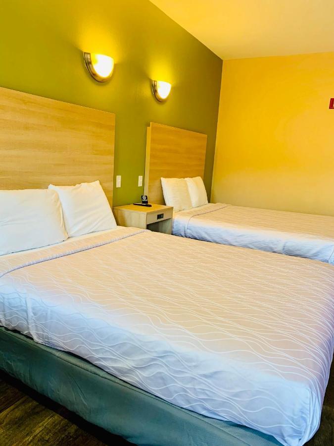 Rusk Weston Inn & Suites المظهر الخارجي الصورة